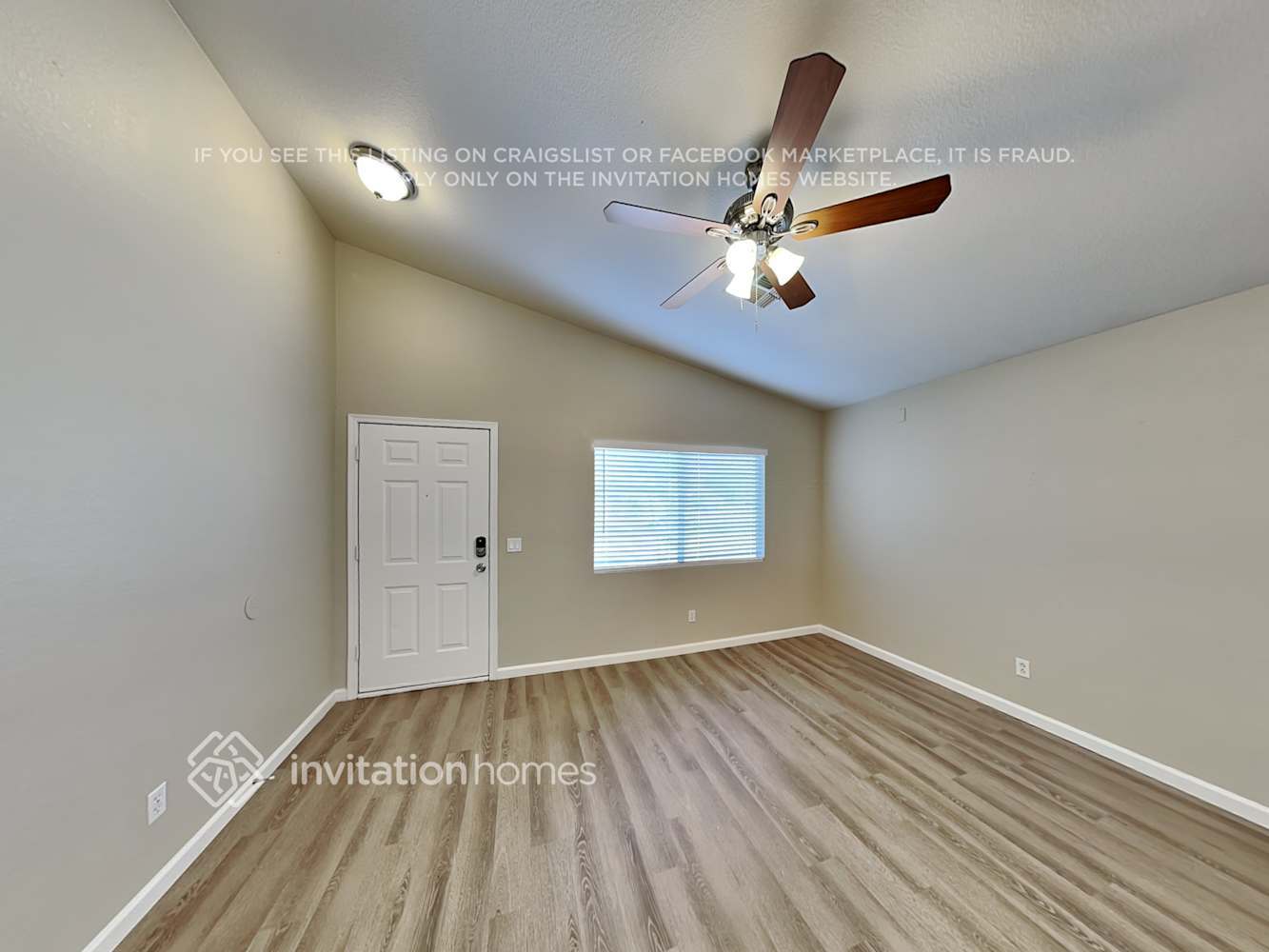 Building Photo - 519 N Adelle