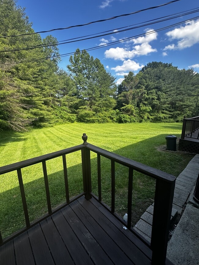 Building Photo - 106 Sharon Dr