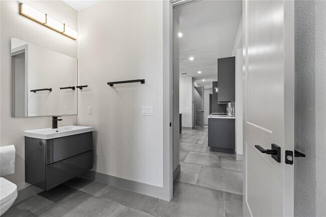 Building Photo - 11 Ethan Allen Dr