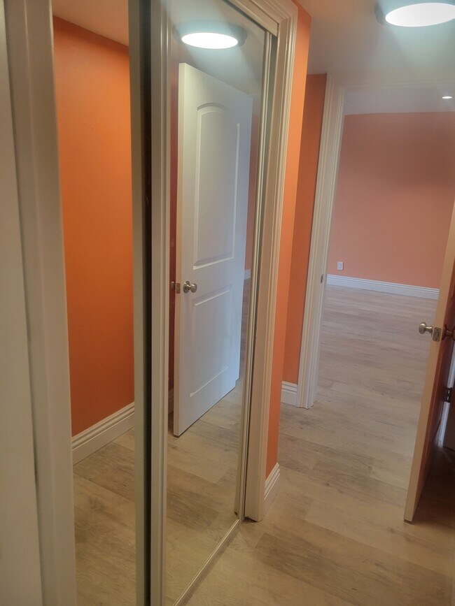 Building Photo - 5235 Corteen Pl