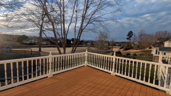 Building Photo - 527 Competition Rd