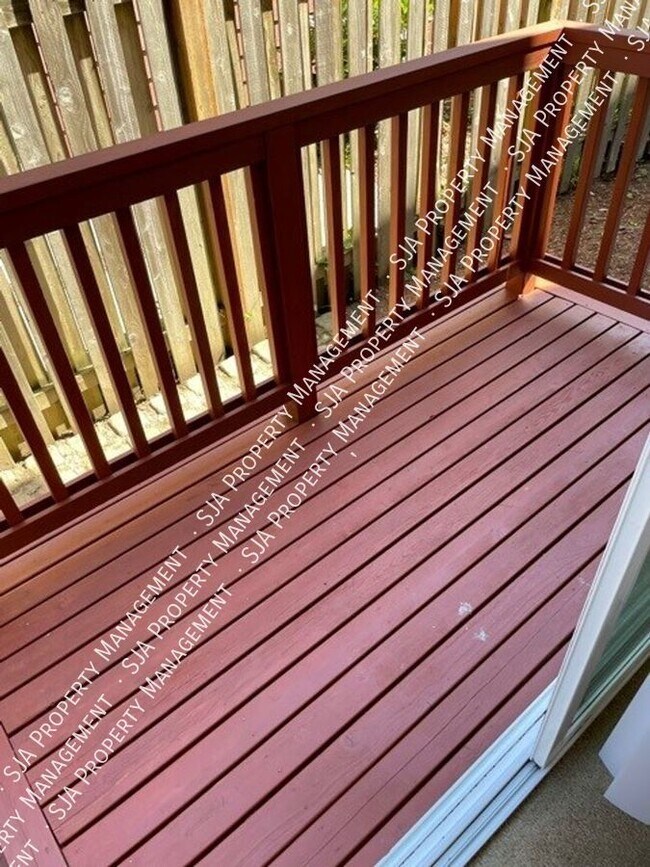 Building Photo - 4117 151st St SE