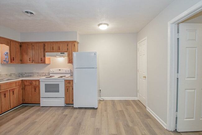 Building Photo - 23-423 Thompsonville Ln
