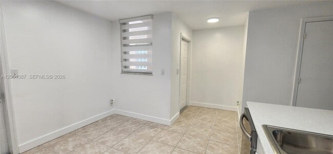 Building Photo - 1599 Veracruz Ln