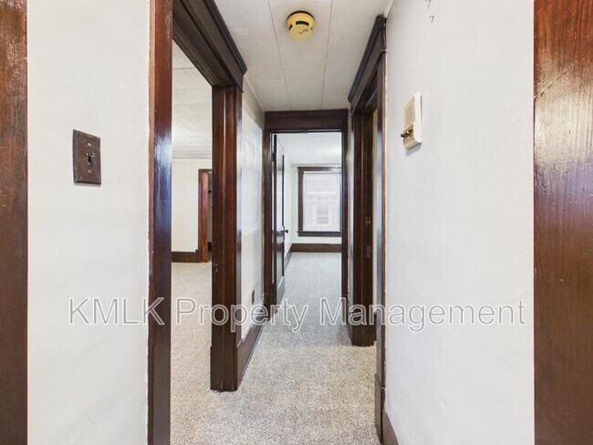 Building Photo - 1159 Carey Ave