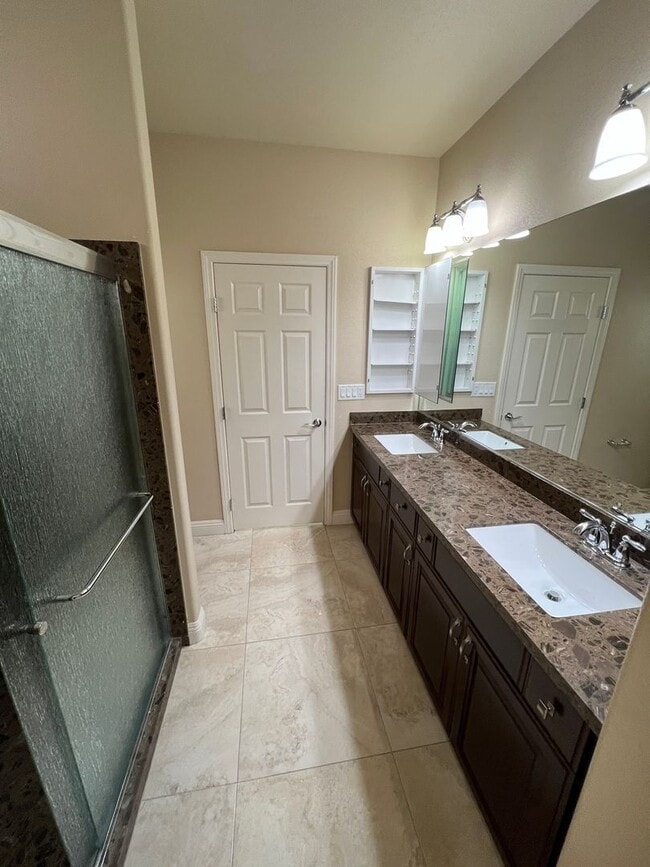 Building Photo - A Fantastic 4 Bedroom Home with the primary Downstairs, in Silverado Ranch
