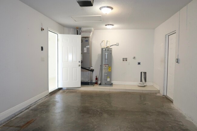 Building Photo - 1032 Francis St