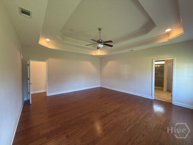 Building Photo - 133 Kerry Dr