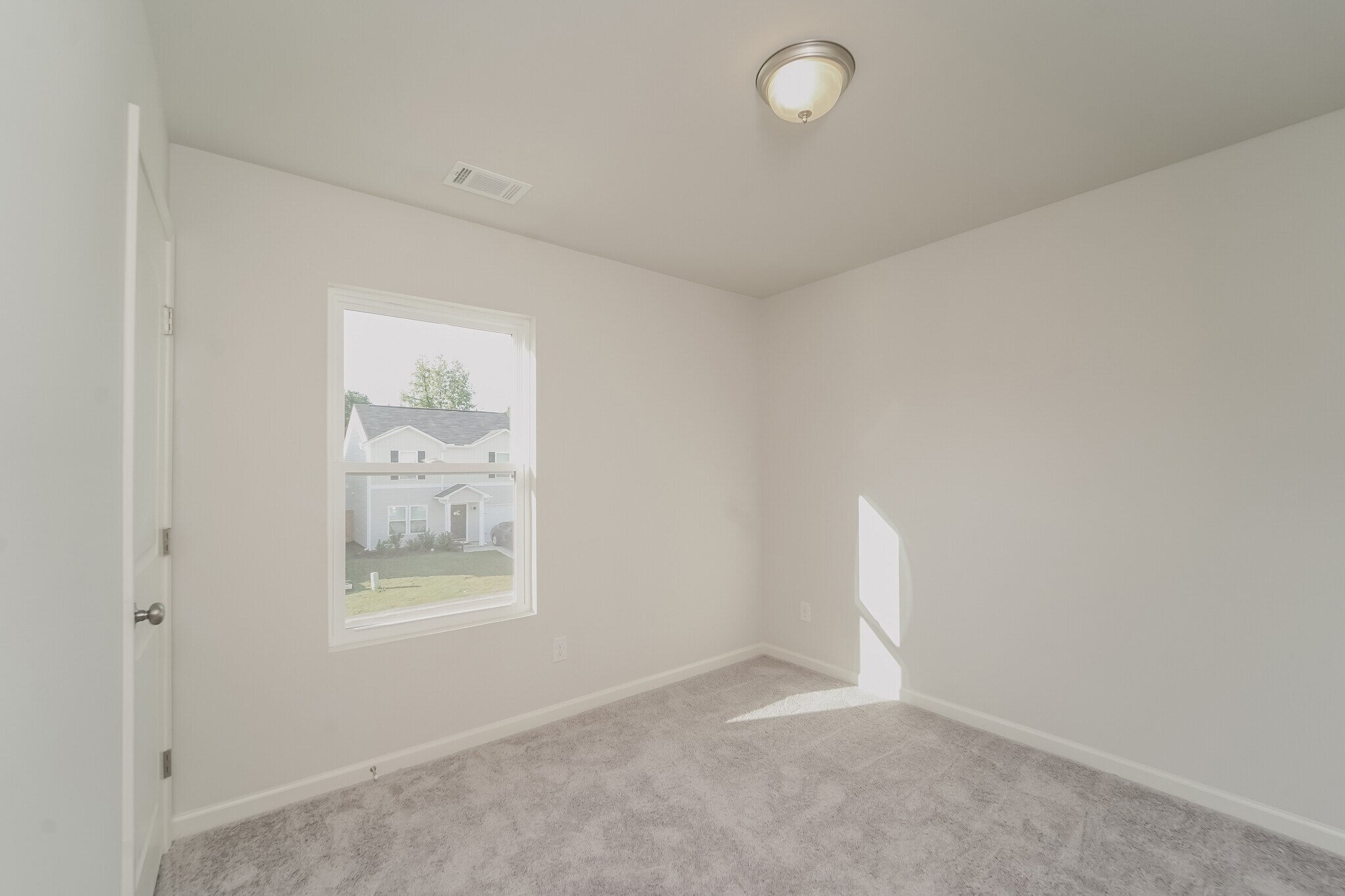 Building Photo - 688 Farmstead Trail