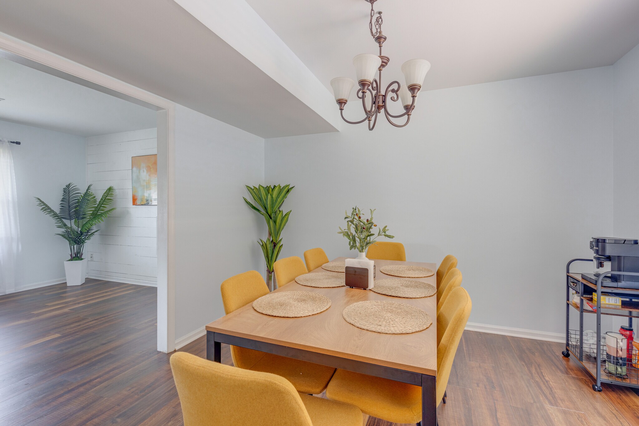 Building Photo - 302 Lampros Ct