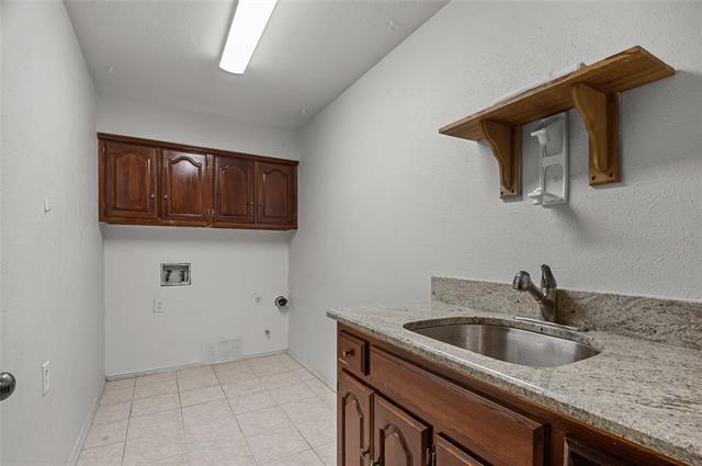 Building Photo - 2417 La Vida Pl