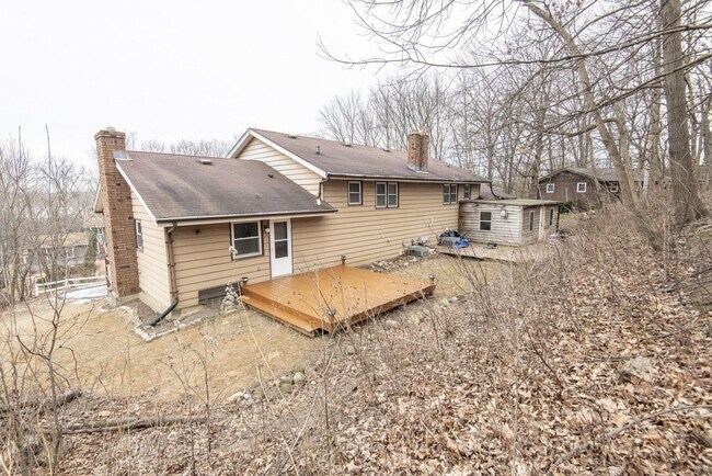 Building Photo - 21225 Mary Lynn Dr