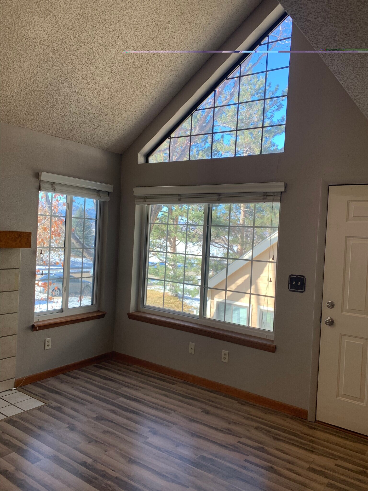 Building Photo - 5910 Gunbarrel Ave