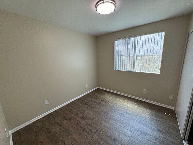 Building Photo - 6842 Morella Ave