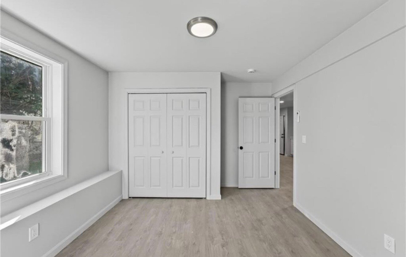 Building Photo - 165 Rounds Ave