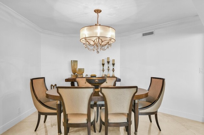 Building Photo - 1340 S Ocean Blvd