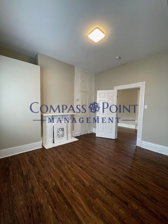 Building Photo - Newly Renovated Just For You! First Month Free!!