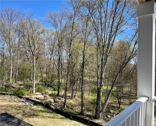Building Photo - 206 Golf Links Rd