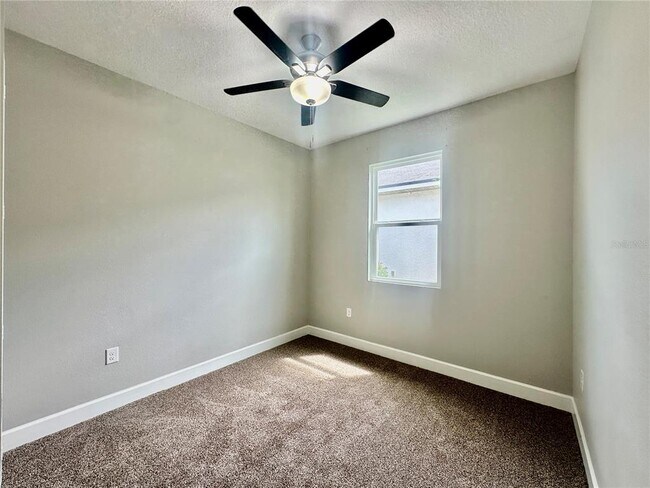 Building Photo - 710 Spring Creek Dr