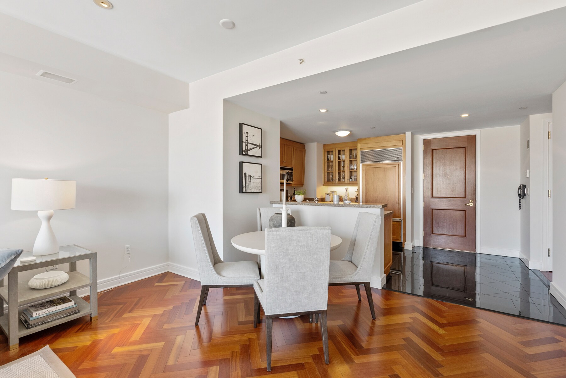 Building Photo - 765 Market St