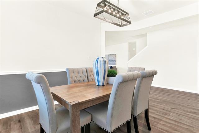 Building Photo - 3320 Brentwood Cv