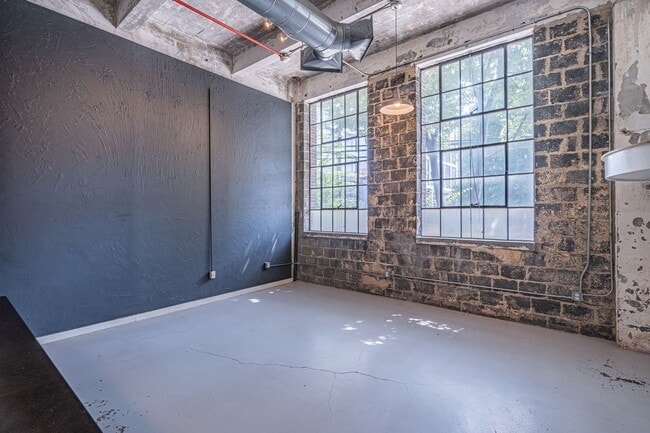 Building Photo - Authentic Loft Living w/ views of Ponce Ci...