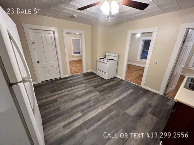 Building Photo - 23 Dale St