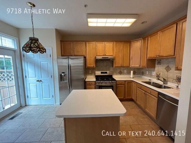 Building Photo - 9718 Athletic Way