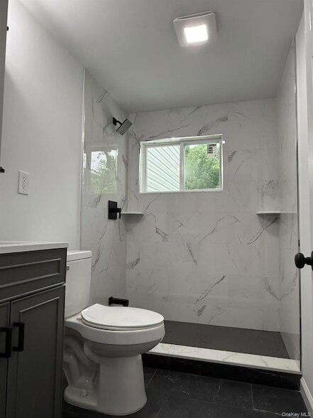 Building Photo - 495 Hawkins Rd