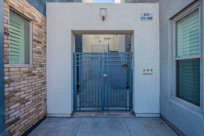 Building Photo - Modern Desert Living in the Heart of Downtown with PRIVATE GARAGE!!