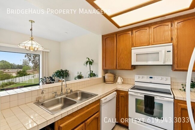 Building Photo - 12122 Royal Birkdale Row