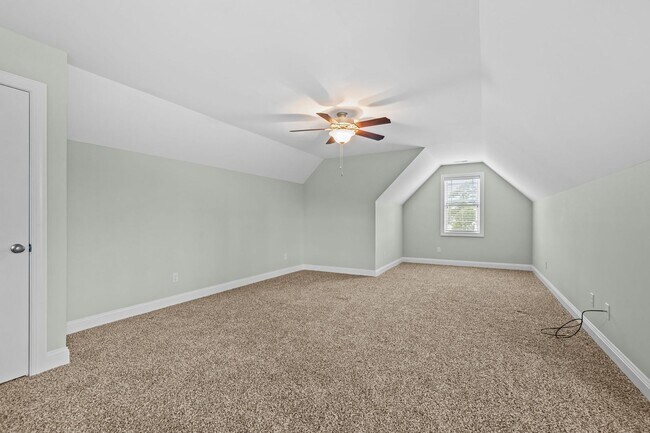 Building Photo - Blair Farms Home available for Long Term R...