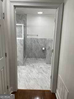 Building Photo - 355 Buck Ct
