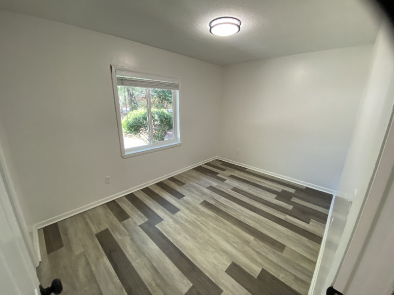 Building Photo - 6367 Metz Rd