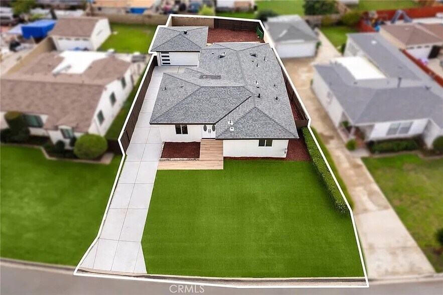 Building Photo - 344 Pamela Rd