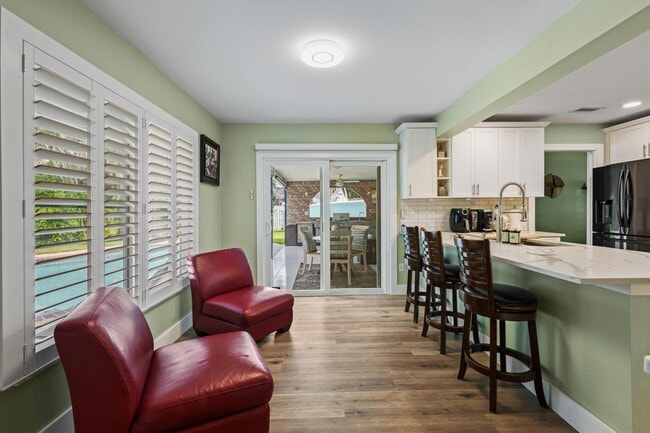 Building Photo - 12139 Big Cone Ct