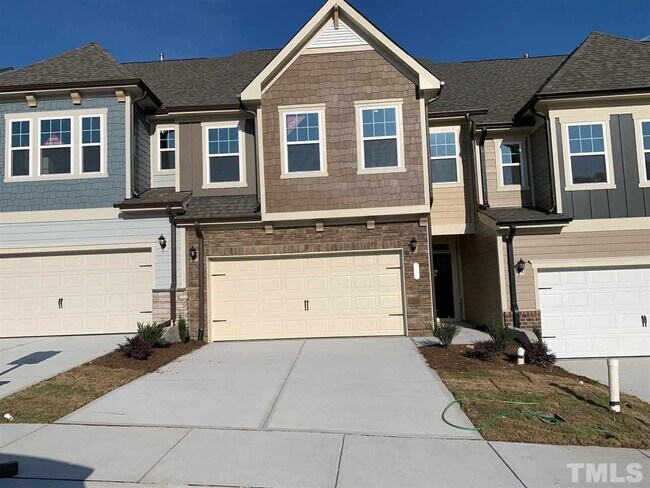 Primary Photo - 523 Wayland Grove Ln