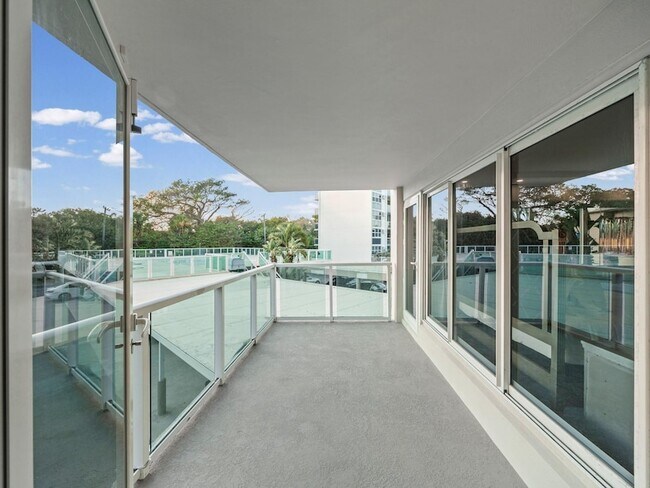 Building Photo - 1151 N Fort Lauderdale Beach Blvd