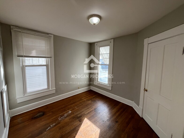 Building Photo - 206 N 17th St