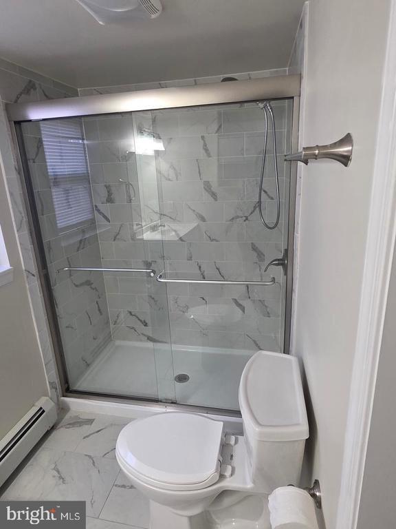 Building Photo - 480 W South St