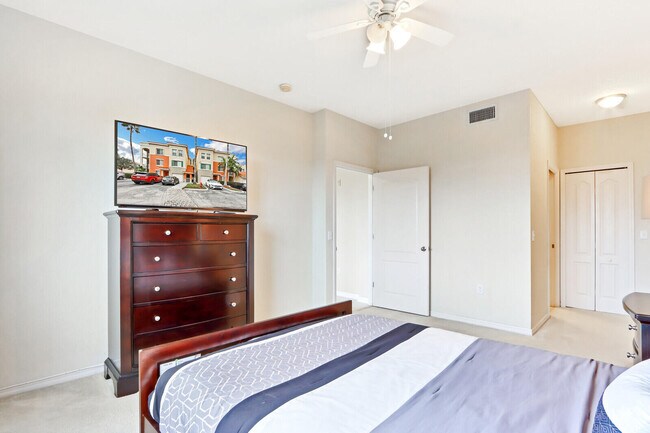 Building Photo - 11021 Legacy Ln