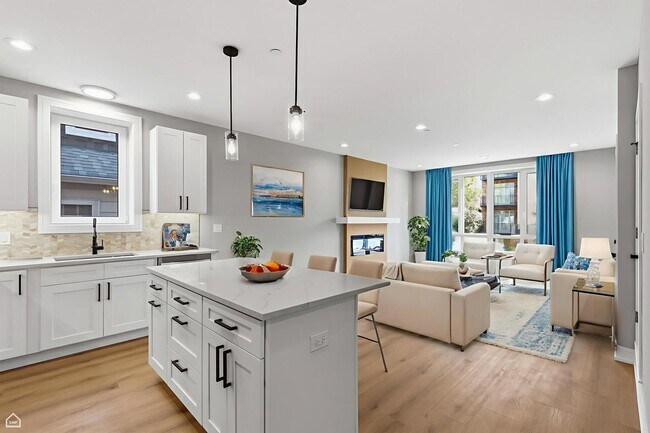 Building Photo - 2718 Budd St