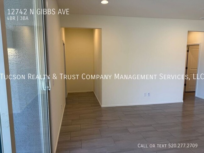 Building Photo - 12742 N Gibbs Ave