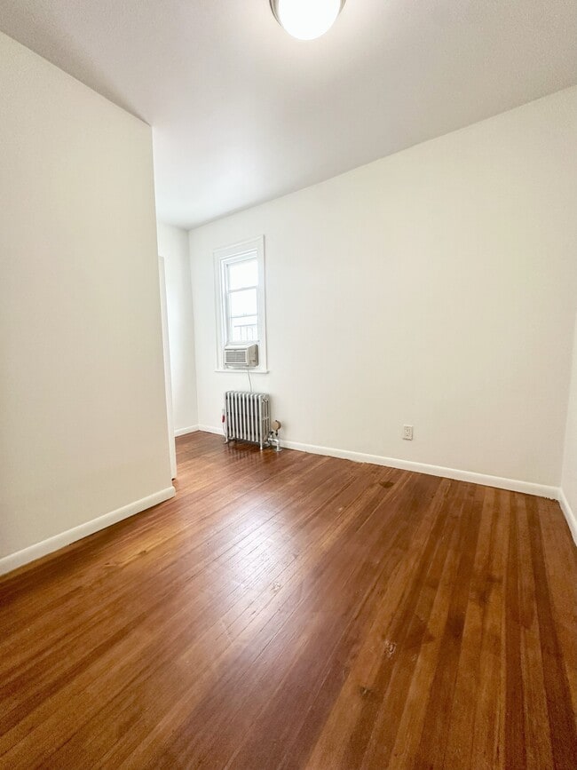 Building Photo - 33-12 28th St