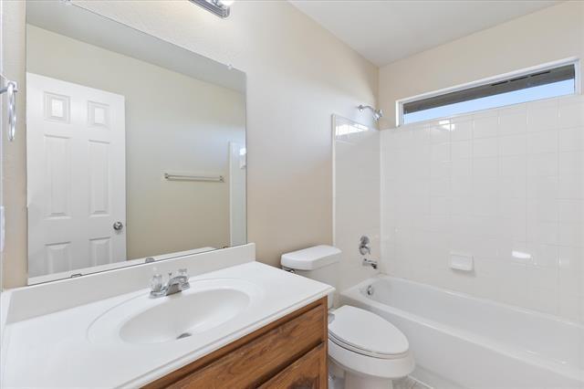 Building Photo - 2749 Cobblestone Dr