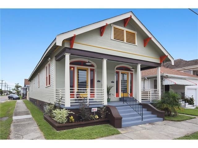 Front View - 1641 Alvar St