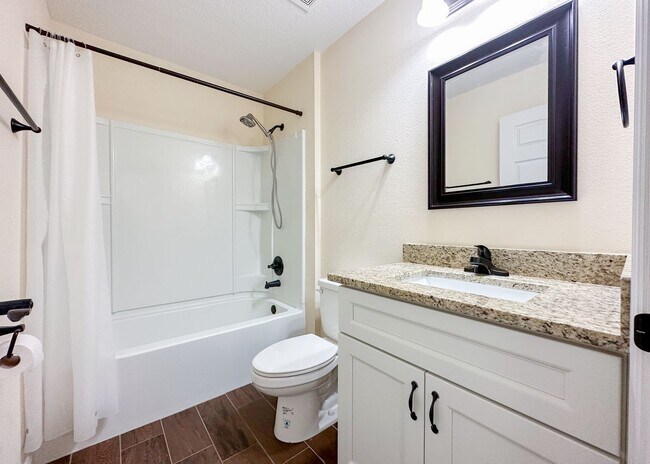 Building Photo - 2680 SW 156th Ln