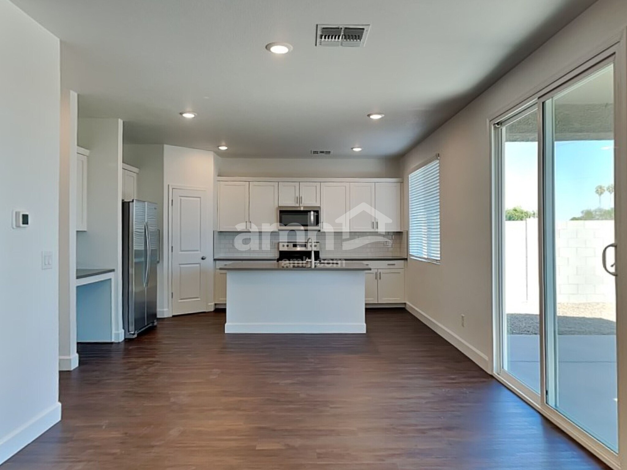 Building Photo - 8839 N 171st Dr