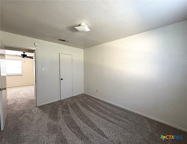 Building Photo - 207 Northern Dove Ln