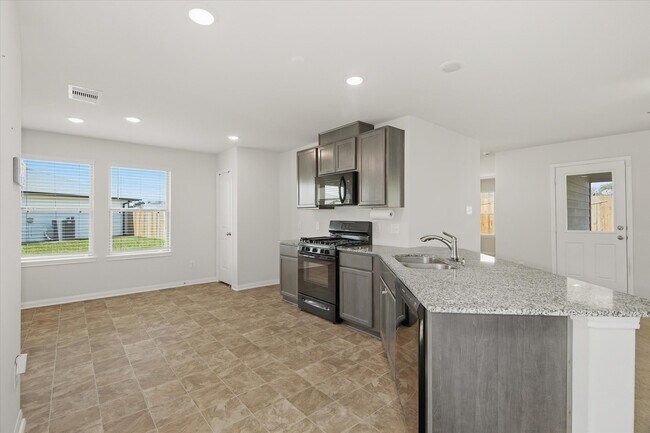 Building Photo - 1228 Haverford Ln
